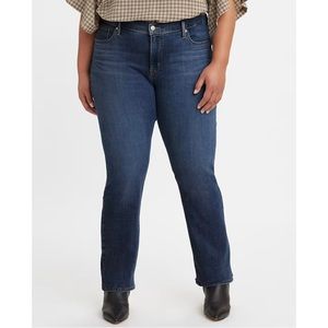 NEVER USED, Levi’s Plus totally shaping Straight jeans
